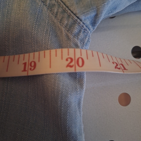 Rails Womens Long Sleeve Ingrid Light Vintage Embroidered Chambray Shirt Size M - Picture 11 of 11